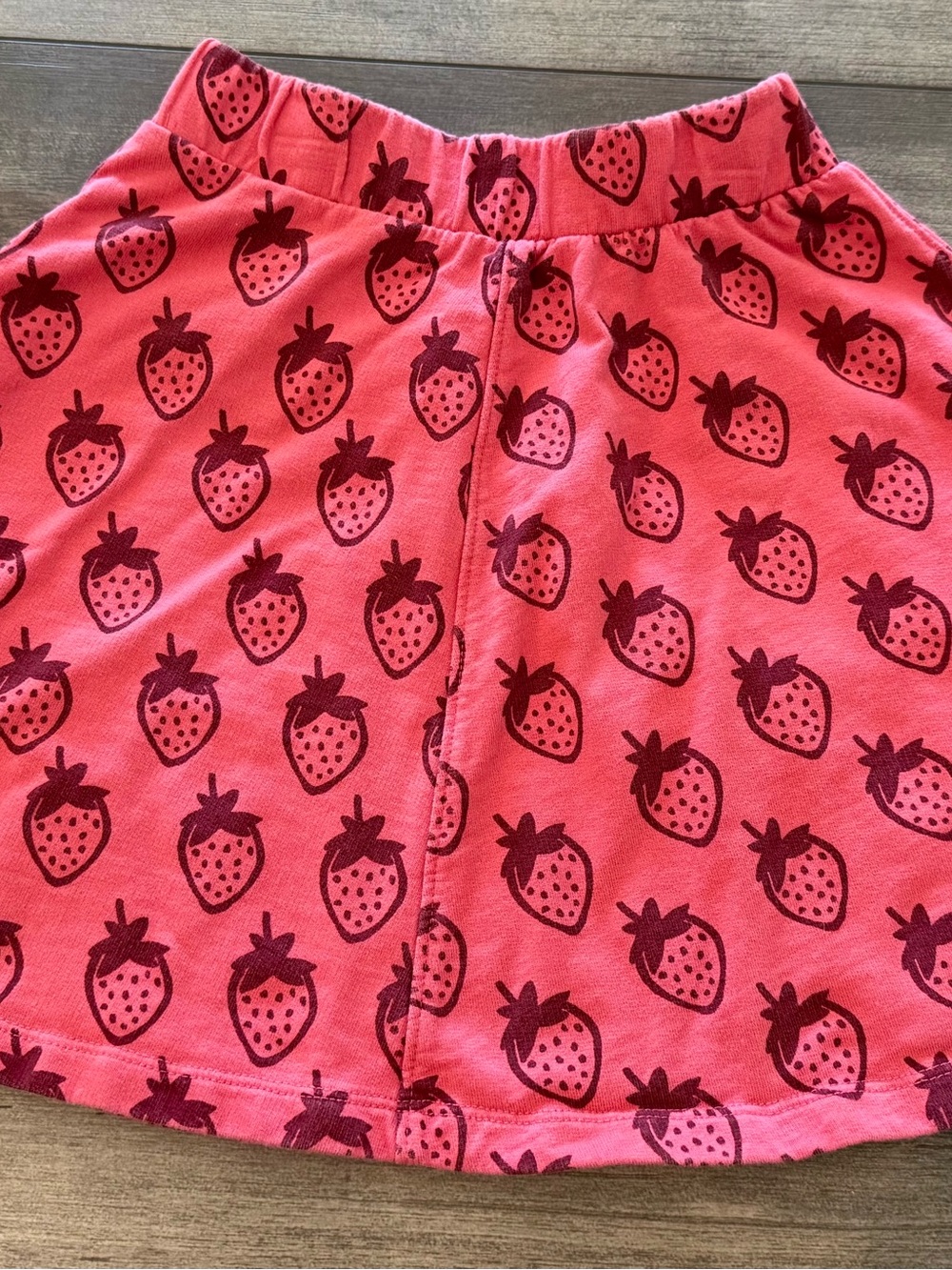 Tea Collection Girls' Strawberry Print Pink Skirt - size 7